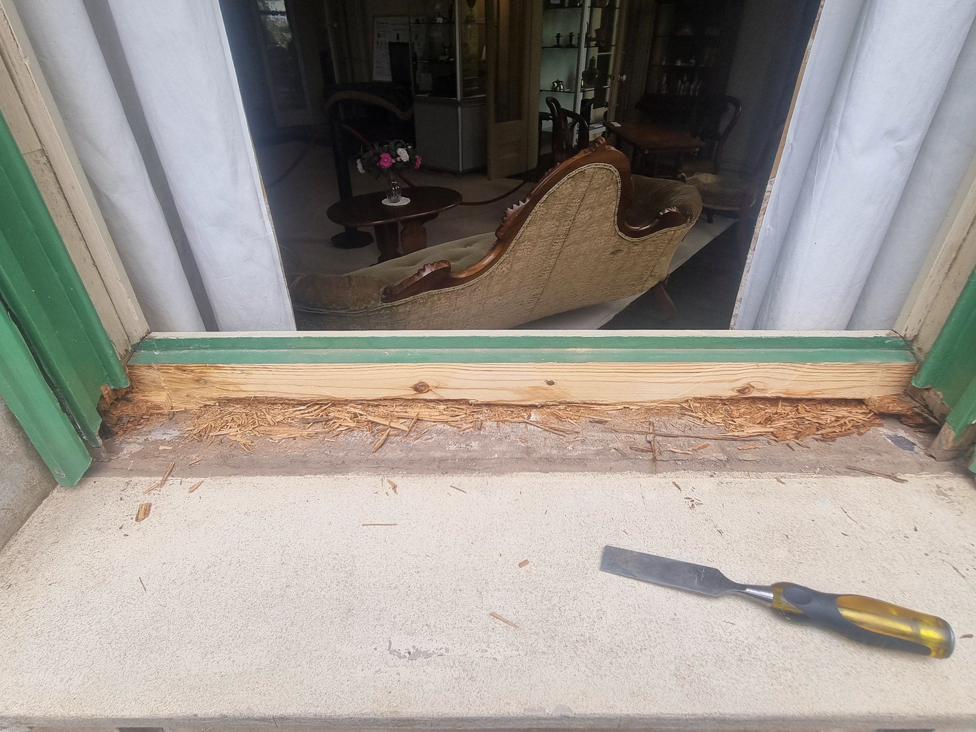 Windows, restoration work, Buda House, Castlemaine