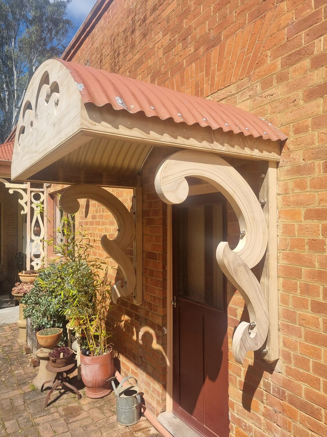 Awning detail, Forest Hall